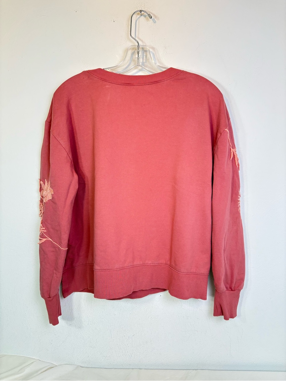 ANTHROPOLOGIE Fern & Flower Sweatshirt pink rose appliqué floral cotton 2025 - Picture 2 of 9
